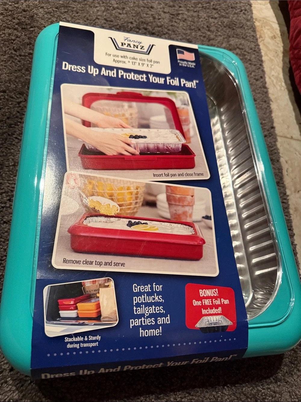 NWT Fancy Panz Teal Cake / Dish Carrier